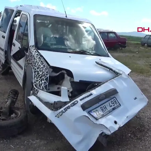 Edirne Keşan’da feci kaza: Hem ehliyetsiz hem de alkollü sürücü dehşet saçtı: 1 ölü, 2 yaralı