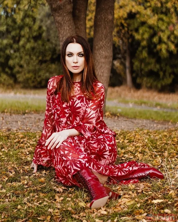 Arzu Yanardağ siyah bikinisiyle salıncakta verdiği pozla sosyal medyayı yıktı geçti! Gören bir daha baktı ‘Kim der bir çocuk annesi’ - 3