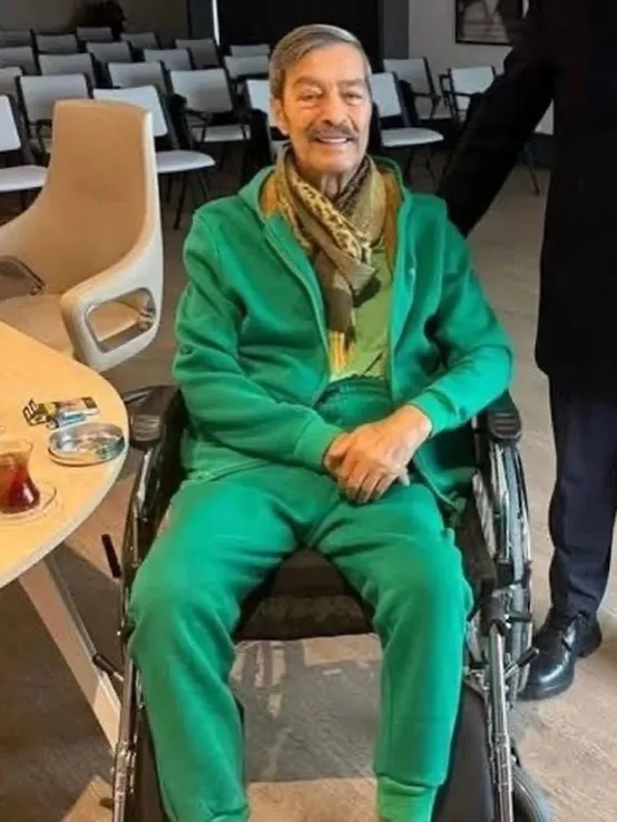 entube-edilen-usta-sanatci-kadir-inanirdan-yeni-haber-tedaviye-henuz-yanit-vermiyor-1782310238075.jpg Entübe edilen usta sanatçı Kadir İnanır'dan yeni haber! Tedaviye henüz yanıt vermiyor-4
