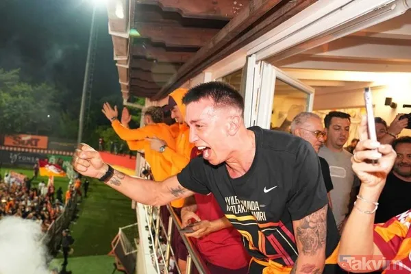 Son dakika transfer haberi! Galatasaray Beşiktaş'ın istediği yıldız oyuncuyu kadrosuna katıyor... Kerem Demirbay işi bitirmek üzere - 5