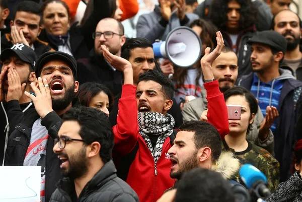 Tunus'ta protesto gösterileri-5