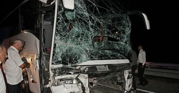 Samsun’da feci kaza! TIR yolcu otobüsüne çarptı