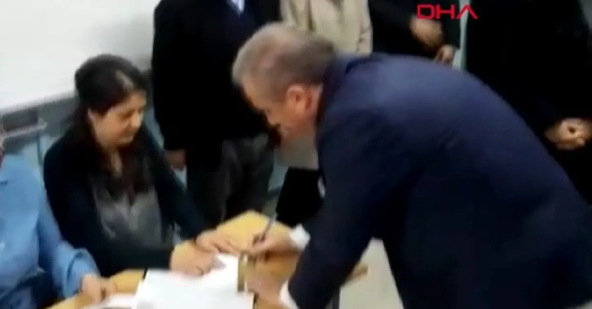 TBMM Başkanı Mustafa Şentop Oyunu Kullandı