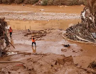İspanya’da felaketin bilançosu ağırlaşıyor: Valensiya’da 2 bin kişi kayıp! Araçlarda cesetler var