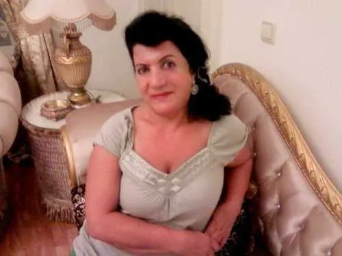 ozcan-denizin-annesi-kadriye-deniz-kizindan-sikayetci-oldu-1784875851265.jpeg Ailede yargı yolu göründü! Özcan Deniz’in annesi Kadriye Deniz kızı Yurda Deniz ile adliyelik oldu-4