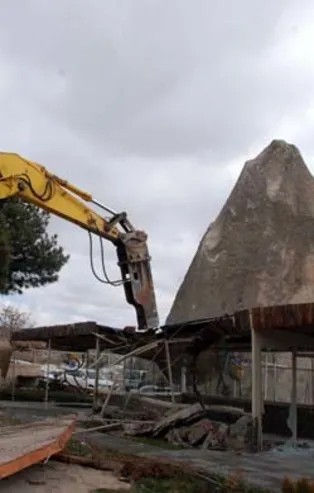 Vali açıklamıştı! Yıkıldılar