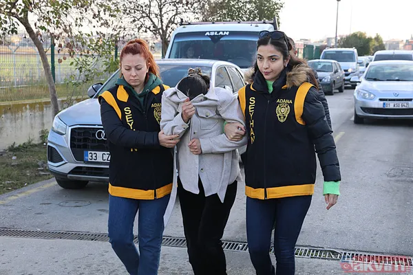 Saldırgan Yakalandı İhbar Üzerine Olay Yerine Polis Ve 112 Acil Sağlık Ekipleri Sevk Edildi. Yaralı Mehmet A, Ambulansla Hastaneye Kaldırılarak Tedaviye Alındı...