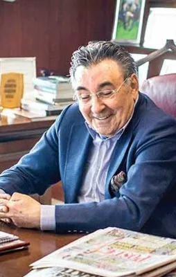 Doğan odasına FETÖ'nün tablosunu asmış