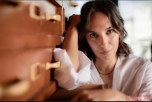 Duygu Sarışın’dan final sonrası aşk kaçamağı! Soluğu Londra’da aldı - 10