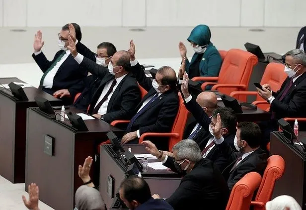 milli-egitim-ile-ulastirma-ve-altyapi-bakanliklarinin-2022-yili-butceleri-kabul-edildi-1639346325750.jpeg Milli Eğitim ile Ulaştırma ve Altyapı bakanlıklarının 2022 yılı bütçeleri TBMM'de kabul edildi-3