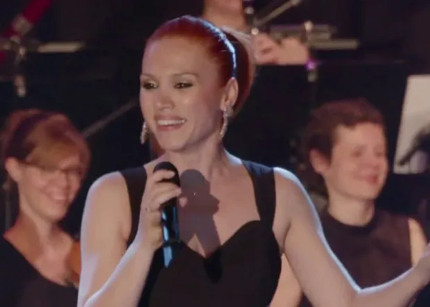 Şebnem Paker Eurovision'daki en büyük başarılardan birini getirdi şimdi nerede? Çıtı pıtı haliyle hayran bırakan Şebnem Paker...-10