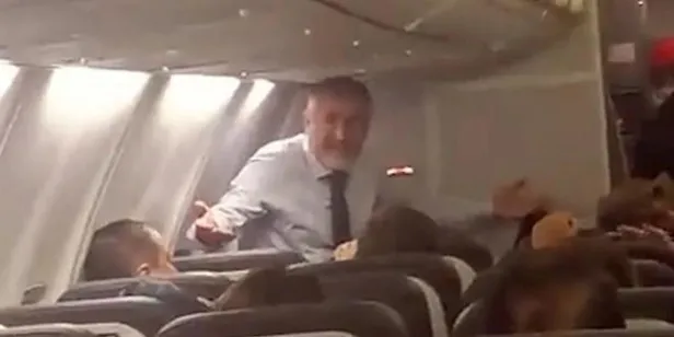 hazine-ve-maliye-bakani-nureddin-nebatiden-ucagi-bekletti-iddialarina-yanit-chpli-milletvekilinin-provokatif-y-1685526226853.jpeg Hazine ve Maliye Bakanı Nureddin Nebati'den 'uçağı bekletti' iddialarına yanıt! "CHP'li milletvekilinin provokatif yönlendirmesi..."-2