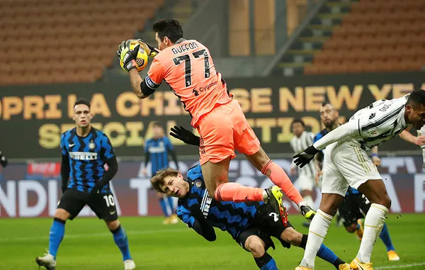italya-kupasi-yari-finalinde-juventus-interi-yenerek-avantaj-elde-etti-1612305718722.jpg İtalya Kupası yarı finalinde Juventus, Inter'i yenerek avantaj elde etti-4