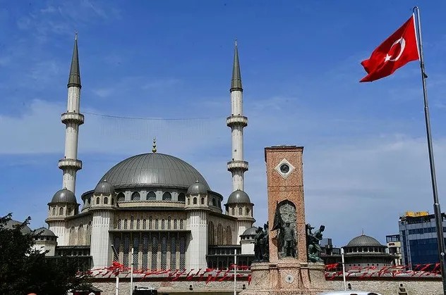 Bir hayal daha gerçek oldu! Başkan Erdoğan'dan Taksim Camii açılışında önemli açıklamalar