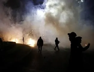 Paris'te sokaklar savaş alanına döndü!