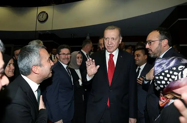 baskan-erdogandan-6li-masanin-anayasa-taslagina-tepki-ucube-bir-teklif-1669802005745.jpeg Başkan Erdoğan'dan 6'lı masanın anayasa taslağına tepki: Ucube bir teklif-4