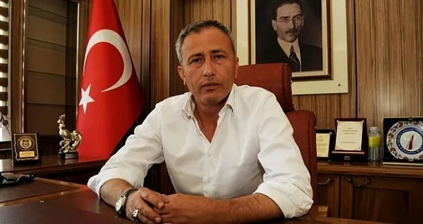 unal-cetin-kimdir-tutuklandi-mi-gokceada-belediye-baskani-unal-cetin-hangi-partiden-yolsuzluk-ve-rusvet-operas-1675153561746.jpg Ünal Çetin kimdir, tutuklandı mı? Gökçeada Belediye Başkanı Ünal Çetin hangi partiden? Yolsuzluk ve rüşvet operasyonu!-3