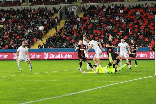 ztkda-sariyeri-4-0-yenen-gaziantep-fk-adini-4-tura-yazdirdi-1666294872949.jpeg