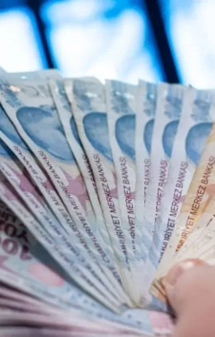 Bayramda çalışana ek ödeme: Asgari ücretliye maaş+8.217 TL! Bu yıl kaç gün için ek ödeme yapılacak? Bayram tatillerinde ücret hesabı nasıl olacak?