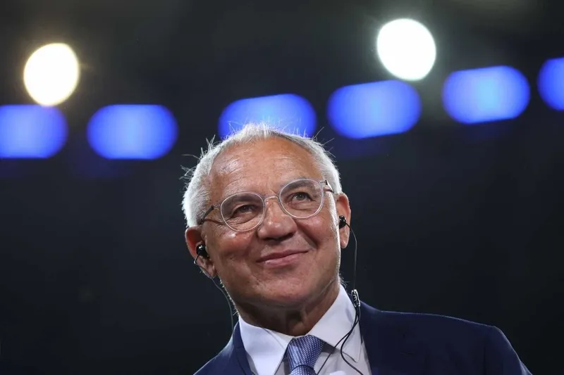 besiktasta-yeni-teknik-direktor-adayi-en-son-2022de-takim-calistirmisti-1736445941169.jpg Felix Magath (AP)