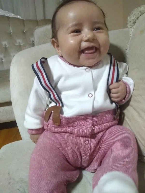 son-dakika-3-aylik-bebegini-doverek-oldurdu-mustafa-gaffaer-cezaevinde-asili-halde-bulundu-1639830388273.jpg
