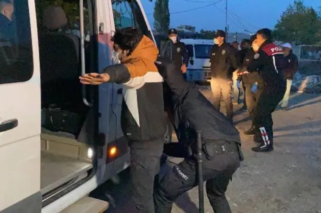Tekirdağ'da 9 düzensiz göçmen yakalandı