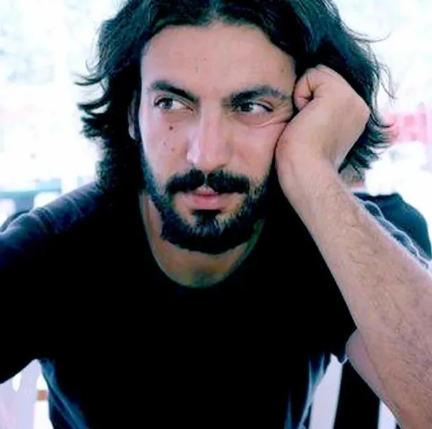 SON DAKİKA: İzmir merkezli 12 ilde terör örgütlerine şafak baskını: Çok sayıda şüpheli gözaltına alındı-5