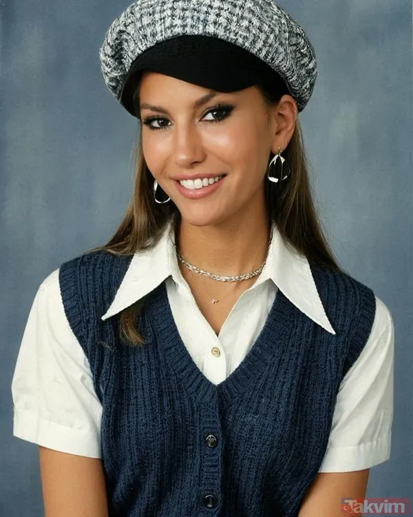 Sosyal medyada 90’lar rüzgarı! Ünlü isimleri hiç böyle görmediniz! Çağla Şıkel, Yasmin Erbil, Şükran Ovalı, Nilperi Şahinkaya... - 16