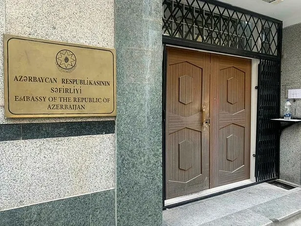 Azerbaycan'ın Tahran Büyükelçiliğine silahlı saldırı: Koruma müdürü şehit oldu! Görüntüler ortaya çıktı | Başkan Erdoğan'dan taziye-7