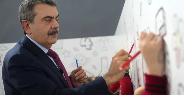 Üniversite yaşının 15’e düşebileceğini söyleyen Bakan Tekin'den yeni açıklama