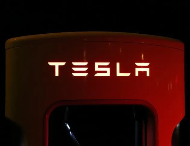 Tesla’yı çip krizi vurdu!