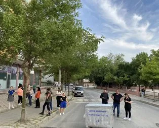 Vatandaşlar yolu kapatıp CHP'li belediyeye tepki gösterdi