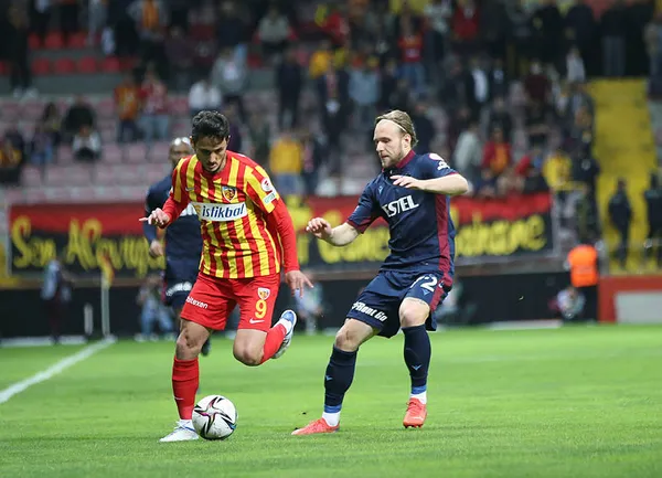 iste-super-ligin-gol-makineleri-zirvede-trabzonsporun-yildizi-edin-visca-var-1664443059847.jpg İşte Süper Lig'in gol makineleri! Zirvede Trabzonspor'un yıldızı Edin Visca var-3