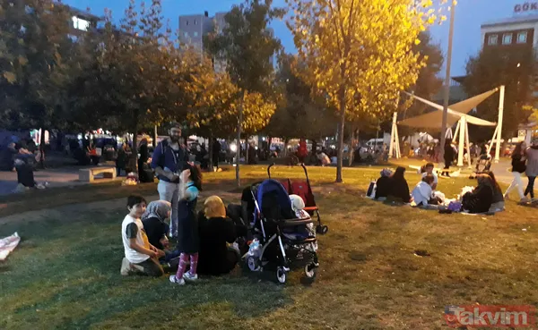 İstanbul'da 5.8'lik deprem sonrası milyonlar sokaklara akın etti! İşte İstanbul'dan kareler... - 30