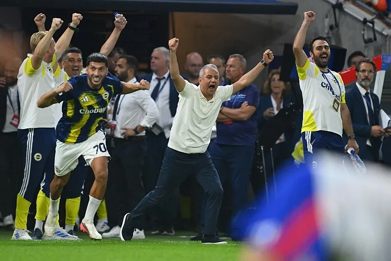 fenerbahceye-sampiyonlar-liginden-dev-gelir-galatasarayi-gececek-1787808544959.jpeg Fenerbahçe'ye Şampiyonlar Ligi'nden dev gelir! Galatasaray'ı geçecek-2