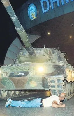 ‘Kılıçdaroğlu, önüne yattığım tanktan kaçtı’