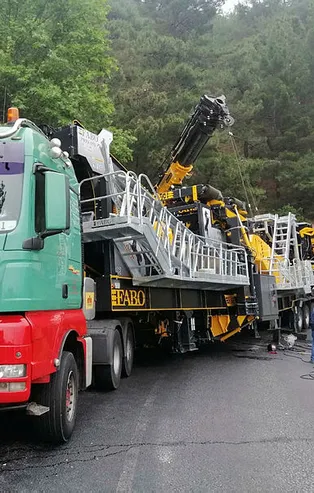 Çanakkale - İzmir arasında ulaşım durdu! 10 kilometrelik araç kuyruğu...