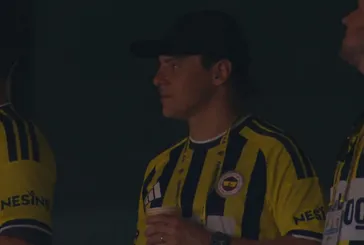 İstanbul’un Kralı Kadıköy’de! Fenerbahçe maçı için tribüne geldi
