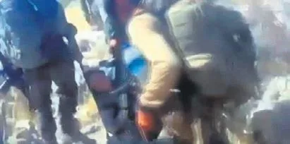 kiskanclik-vahseti-gizem-karamelek-erkek-arkadasiyla-gorusmeye-calisan-genc-kadina-dehseti-yasatti-1691272296361.jpeg Kıskançlık vahşeti! Gizem Karamelek erkek arkadaşıyla görüşmeye çalışan genç kadına dehşeti yaşattı-11