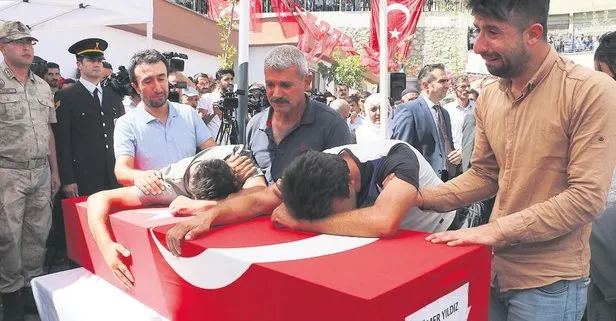 Diyarbakır Kulp şehitlerine son görev! “Kahrolsun PKK” sloganlarıyla uğurlandılar...
