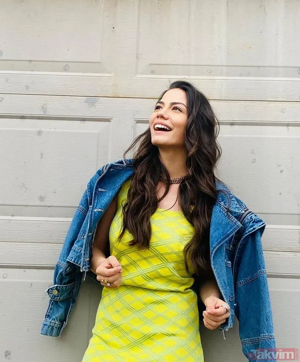 Demet Özdemir’in derin dekolteli bahçe pozlarıyla nefes kesti! Oğuzhan Koç ile poz verdi ip askılı bluzu olay oldu - 3