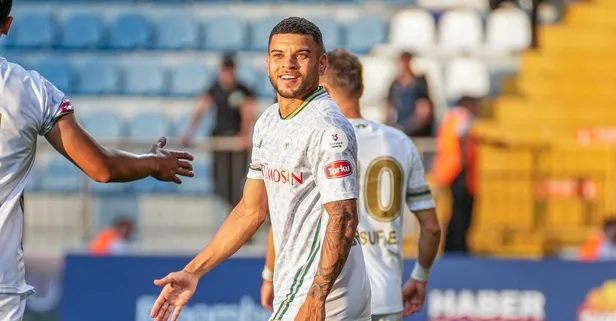 Olaylı maçta Sami Uğurlu kırmızı kartla oyundan atıldı! Konyaspor Kasımpaşa'yı yeni transferleriyle 3-2 yendi