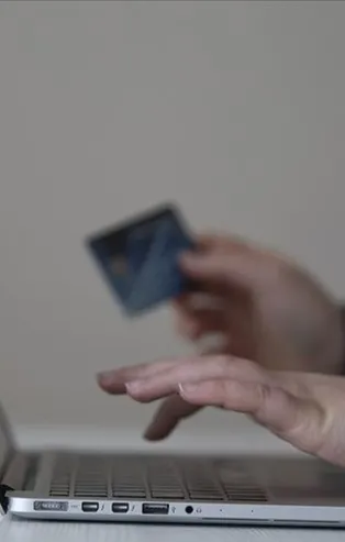 Dikkat! Online alışverişte sakın bunu yapmayın!