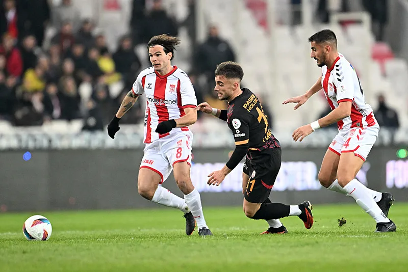 Galatasaray'da büyük şok! Yıldız futbolcu ayrılıyor: İşte yeni takımı - 2