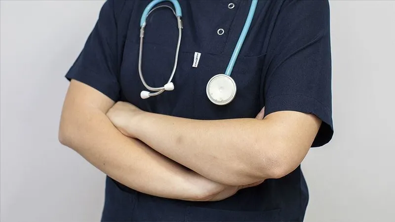 1739727824296.jpeg Üsküdar’da hastane personeline silah çeken doktor tutuklandı! Evinden çıkanlar şoke etti-2