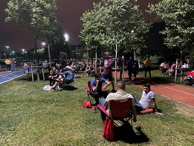 Koronavirüs vakalarında kritik artış! Yeni yasaklar gelebilir! - 2