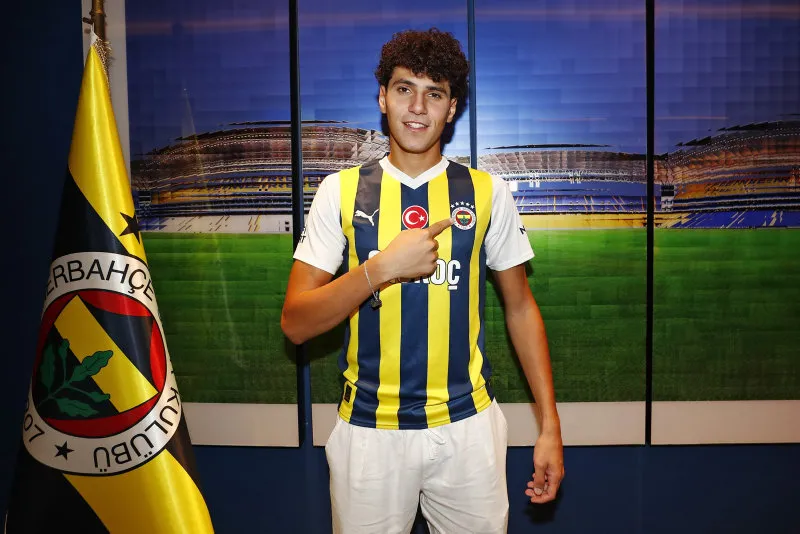 Fenerbahçe'de son gün 3 ayrılık birden! İşte yeni takımları - 30