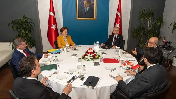 7li-koalisyonda-kiliclar-cekildi-temel-karamollaogludan-meral-aksenere-yardimci-golu-mansur-yavasa-gozdagi-1680341635197.jpg 7'li koalisyonda kılıçlar çekildi: Temel Karamollaoğlu'dan Meral Akşener'e "yardımcı" golü! Mansur Yavaş'a gözdağı-9