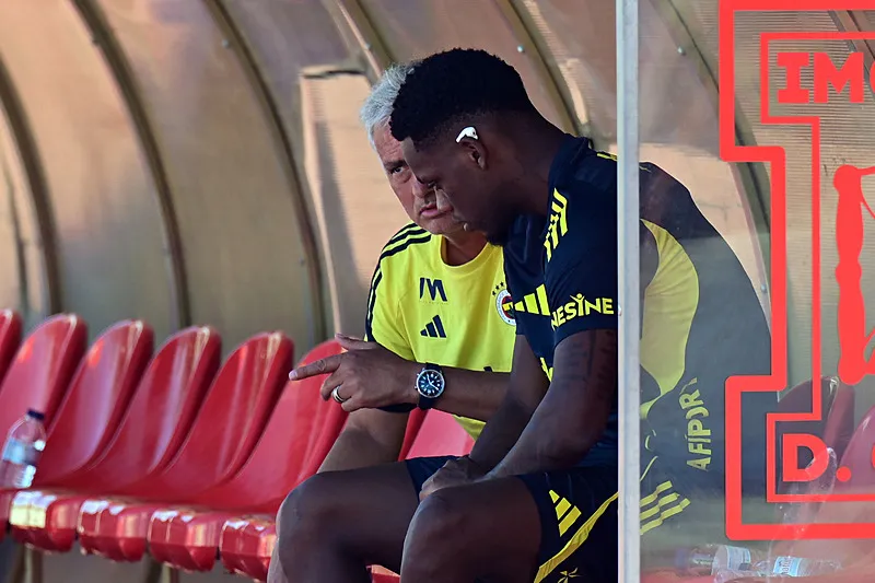 Fenerbahçeliler havalimanına akın edecek! Transferin yıldızı Ada'dan - 13