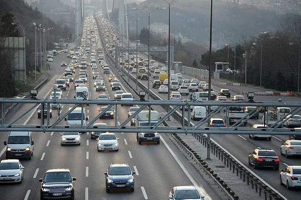 SON DAKİKA: İstanbul'da çıldırtan trafik yoğunluğu! Artık tüm güne yayılıyor-4